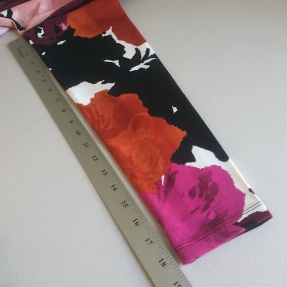 Susan Graver Weekend women's size M multicolored floral top - Picture 9 of 15